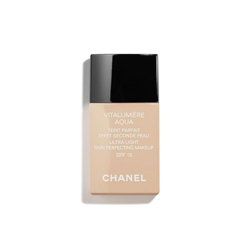 CHANEL - VITALUMIÈRE AQUA Tez perfecta efecto piel ligera SPF 15 CHANEL