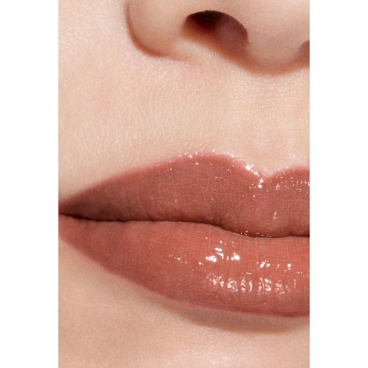 CHANEL - ROUGE COCO FLASH Color, Brillo E Intensidad en un Flash