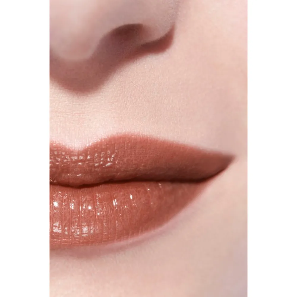 Chanel Rouge Coco Flash 53, foto 4
