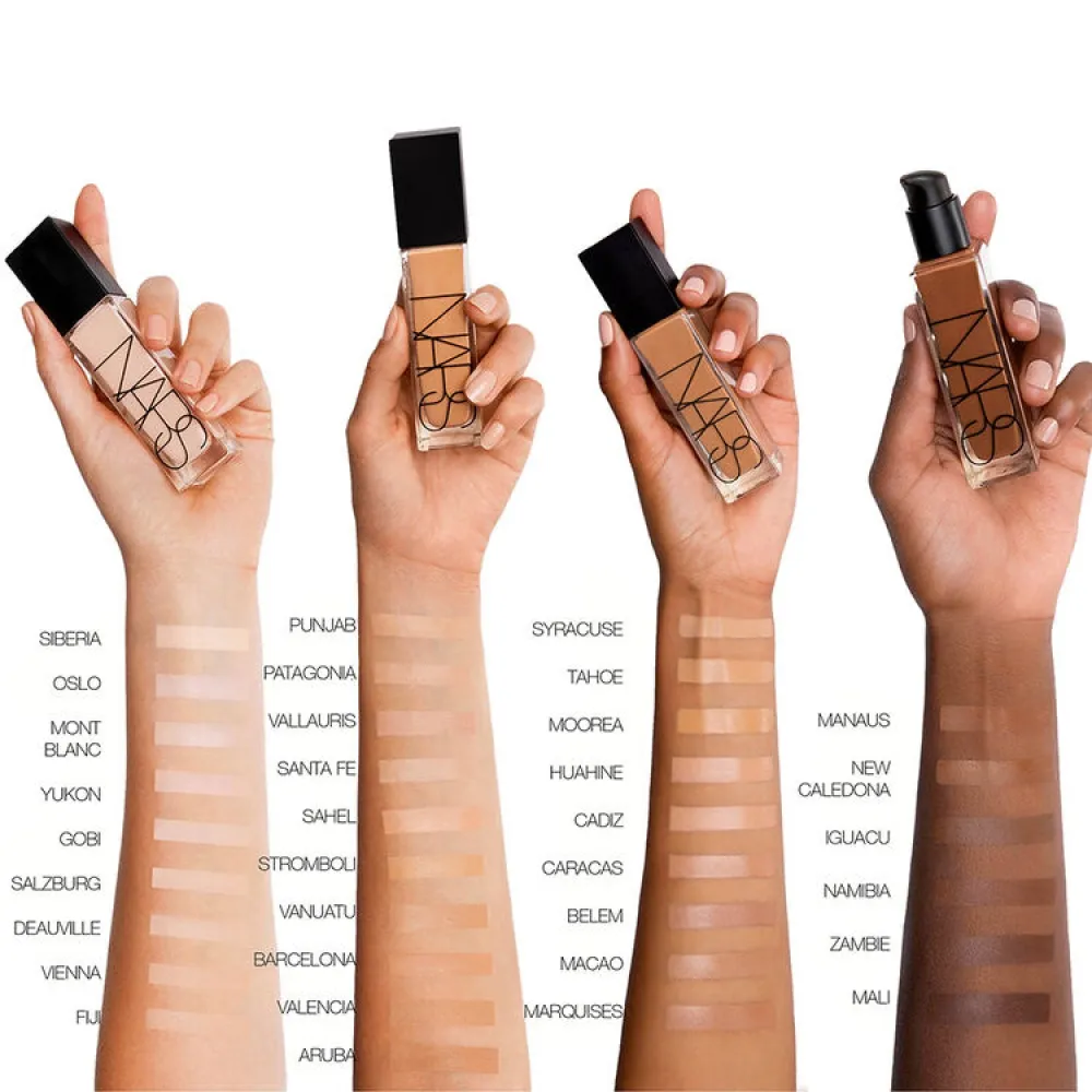 Nars Natural Radiant Longwear Foundation, foto 4