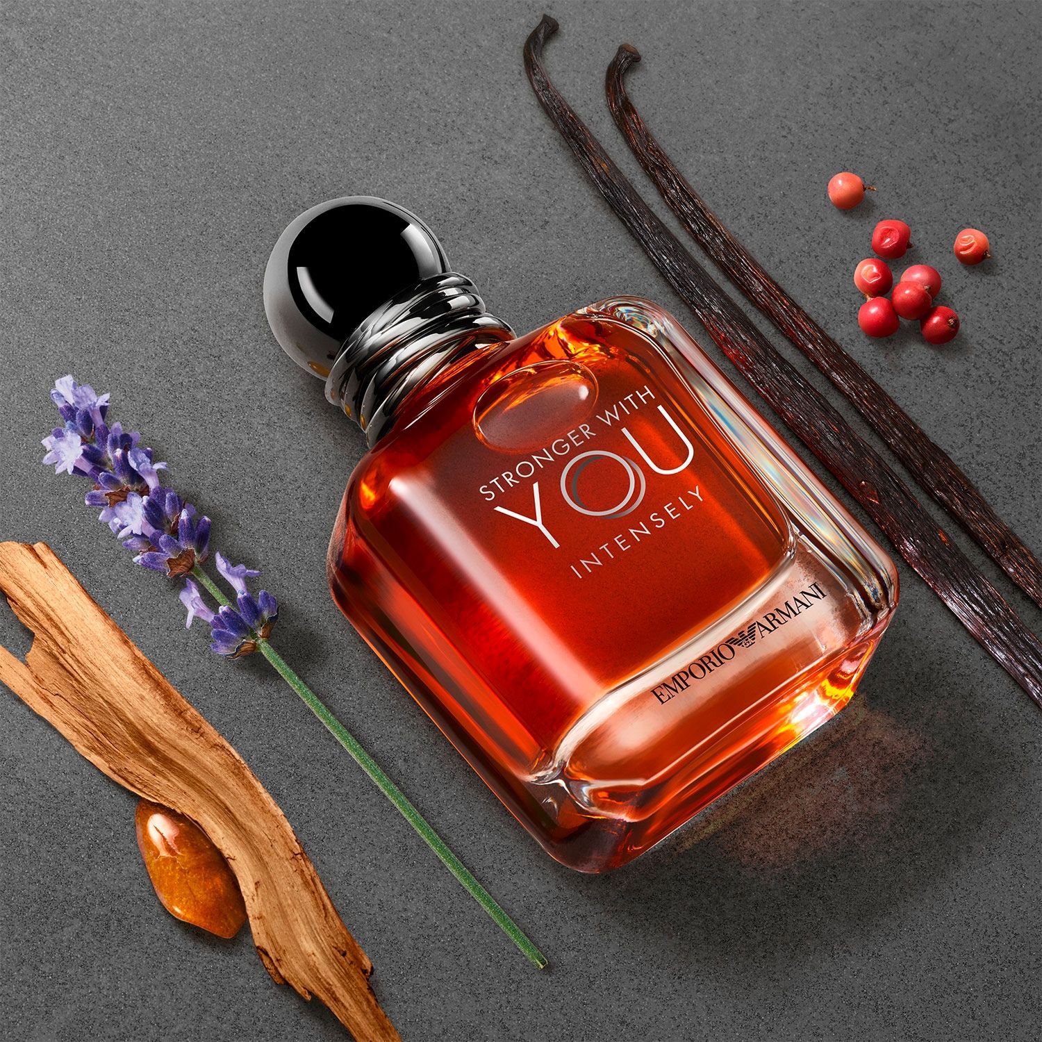 GIORGIO ARMANI Perfume Hombre Stronger With You Intensely EDP