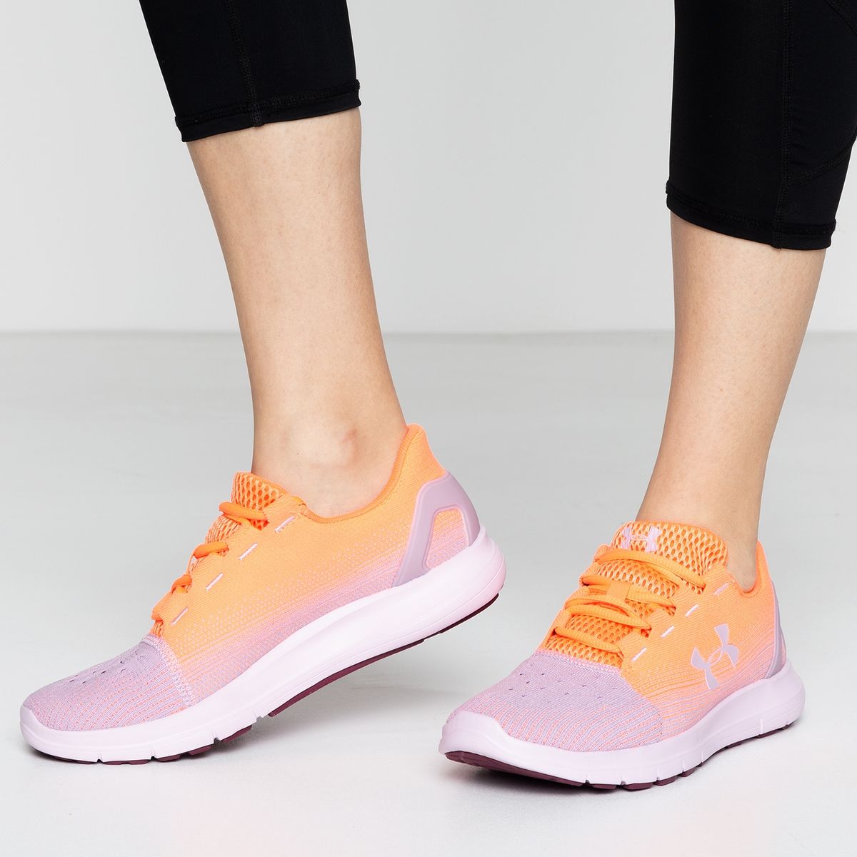 UNDER ARMOUR - Remix 2.0 Zapatilla Urbana Mujer