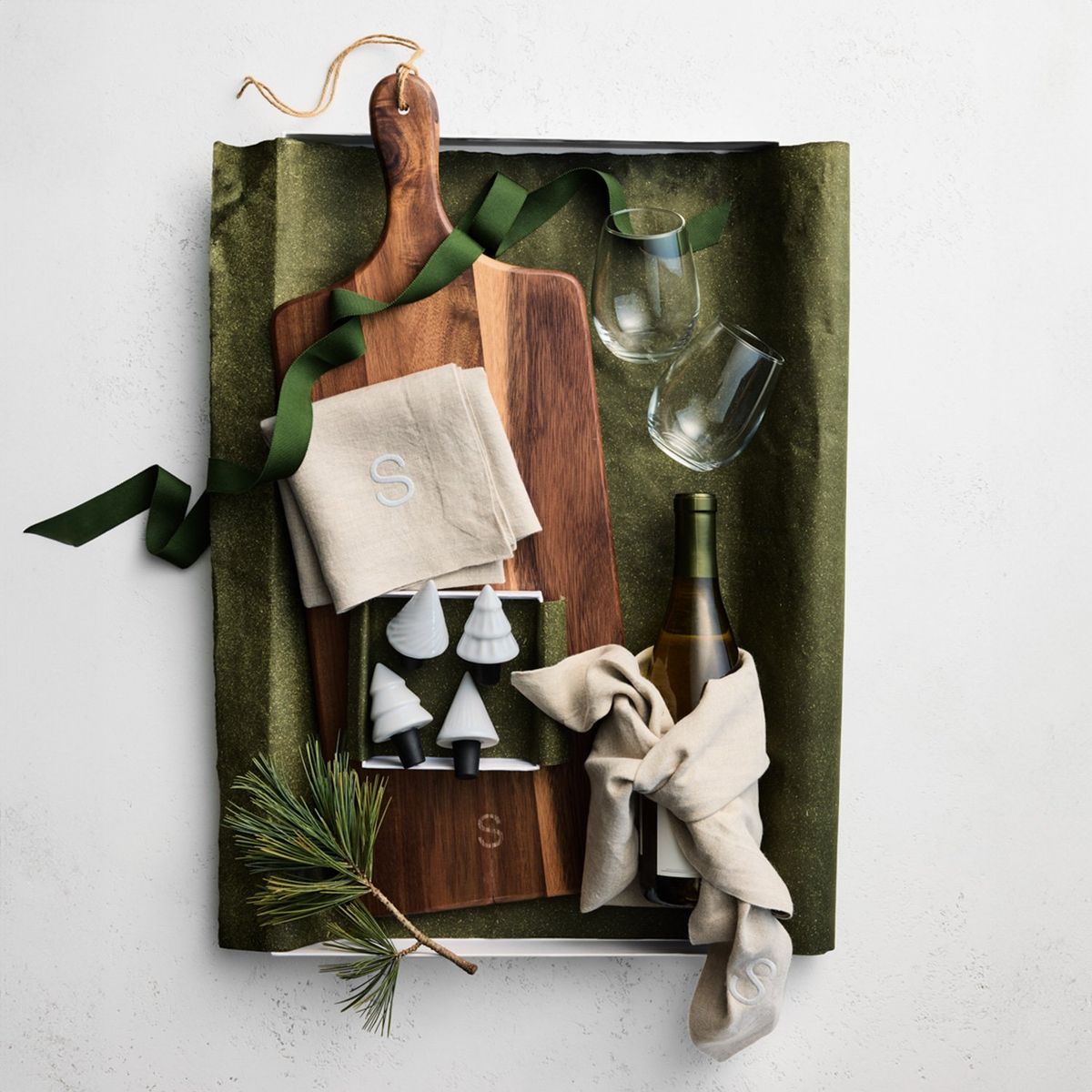 CRATE & BARREL - Tabla Rectangular Tondo Acacia Crate & Barrel