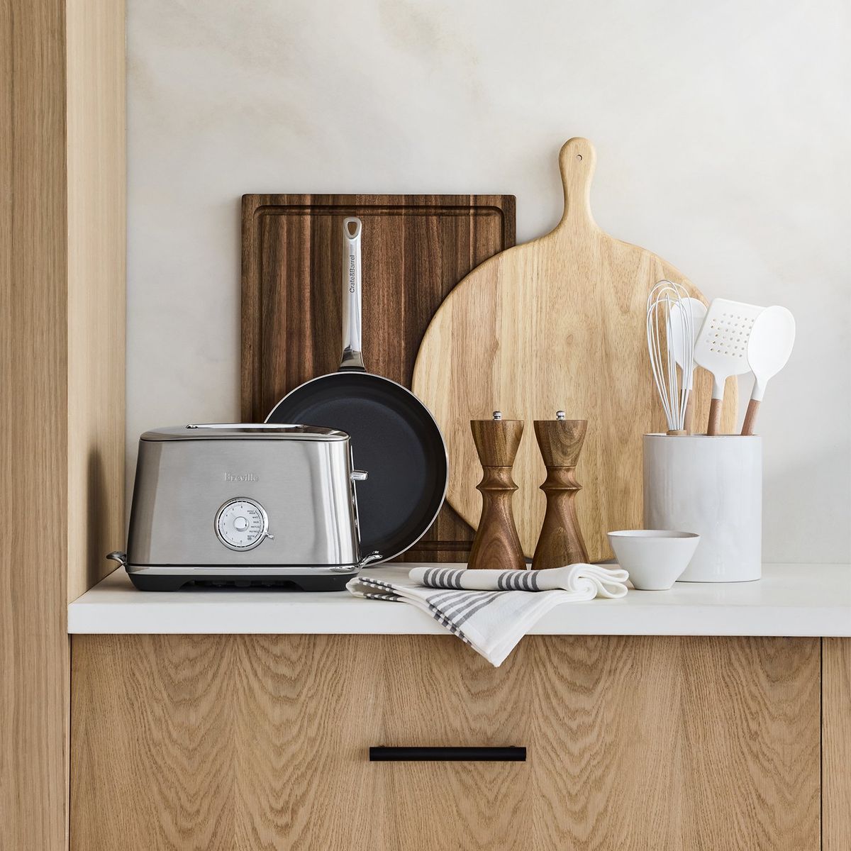 CRATE & BARREL - Tabla Redonda Tondo Natural Crate & Barrel