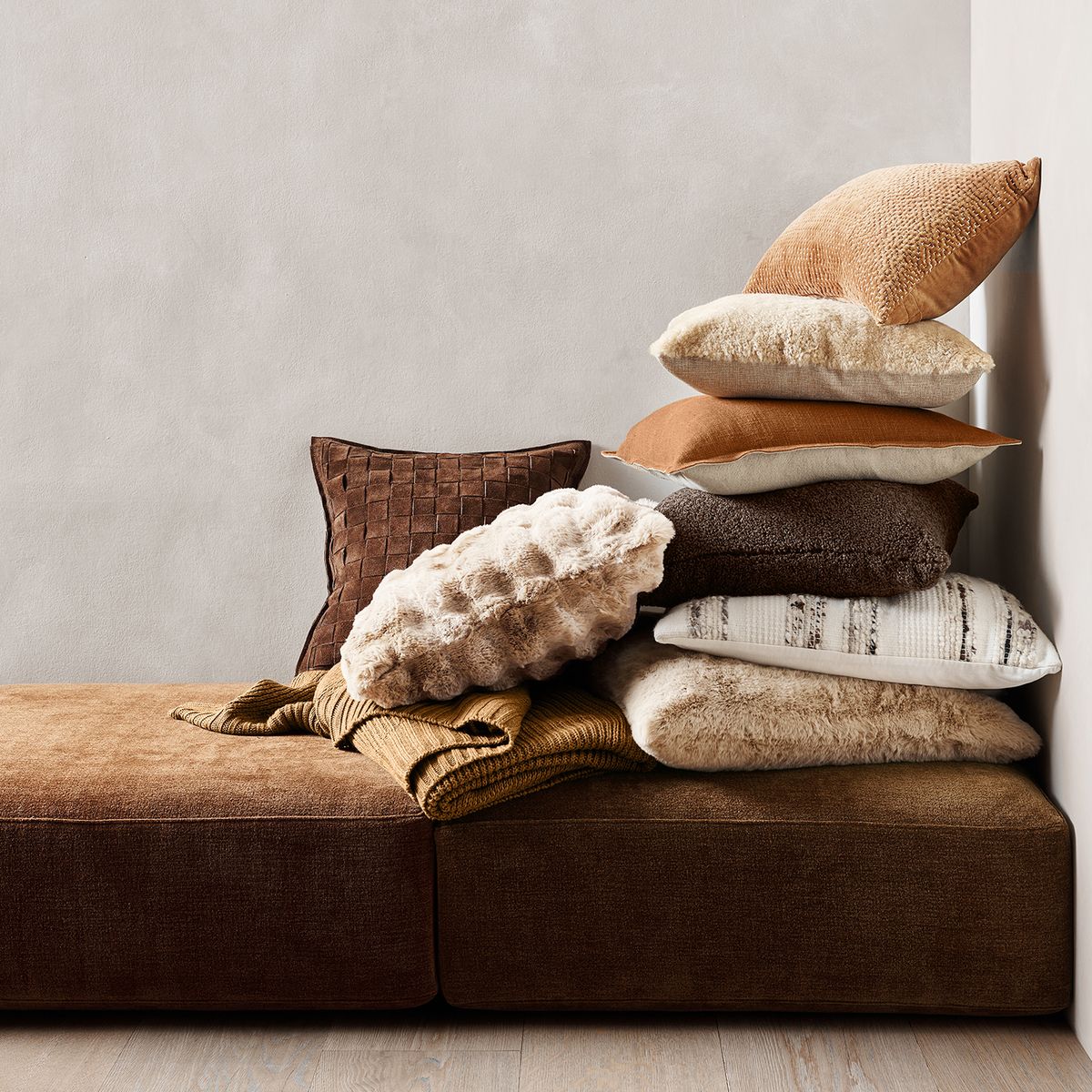 CRATE & BARREL - Funda Cojín Faux Shearling 50x50 Cm Crate & Barrel