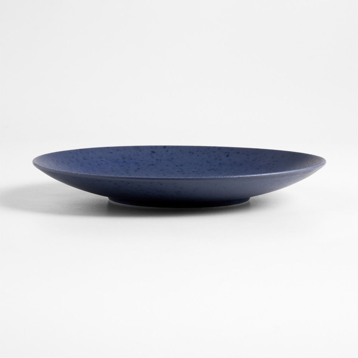 CRATE & BARREL - Plato De Fondo Craft Indigo Coupe Crate & Barrel