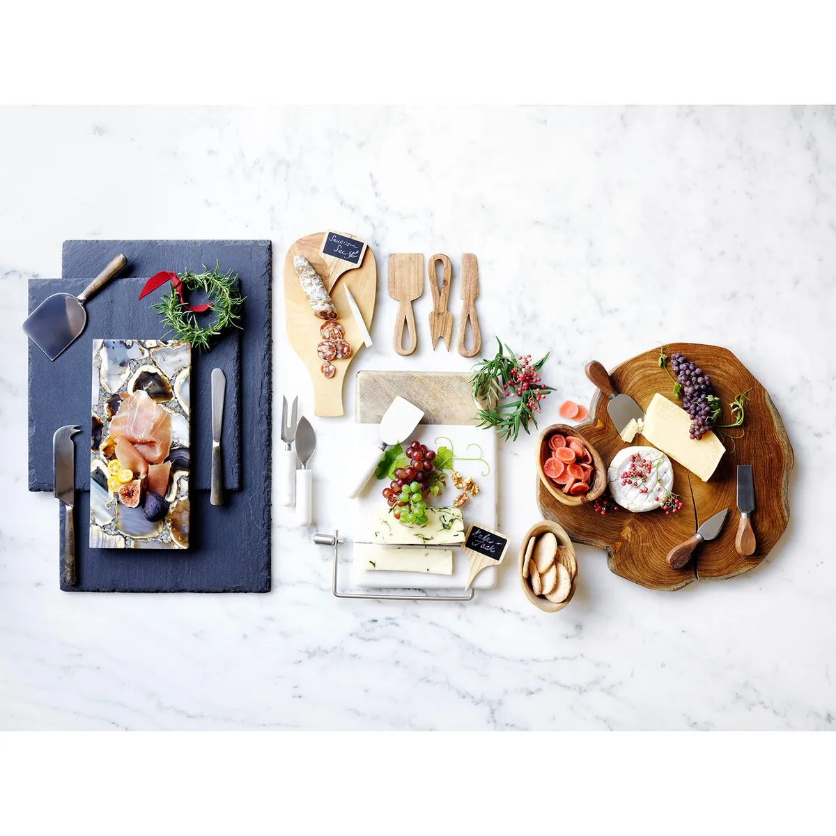 CRATE & BARREL - Tabla para Quesos de Pizarra 50x30cm Crate & Barrel