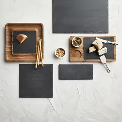 CRATE & BARREL - Tabla Para Quesos Pizarra
