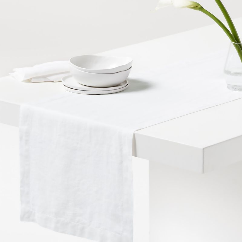 CRATE & BARREL - Camino Mesa Lino Marin Crate&Barrel