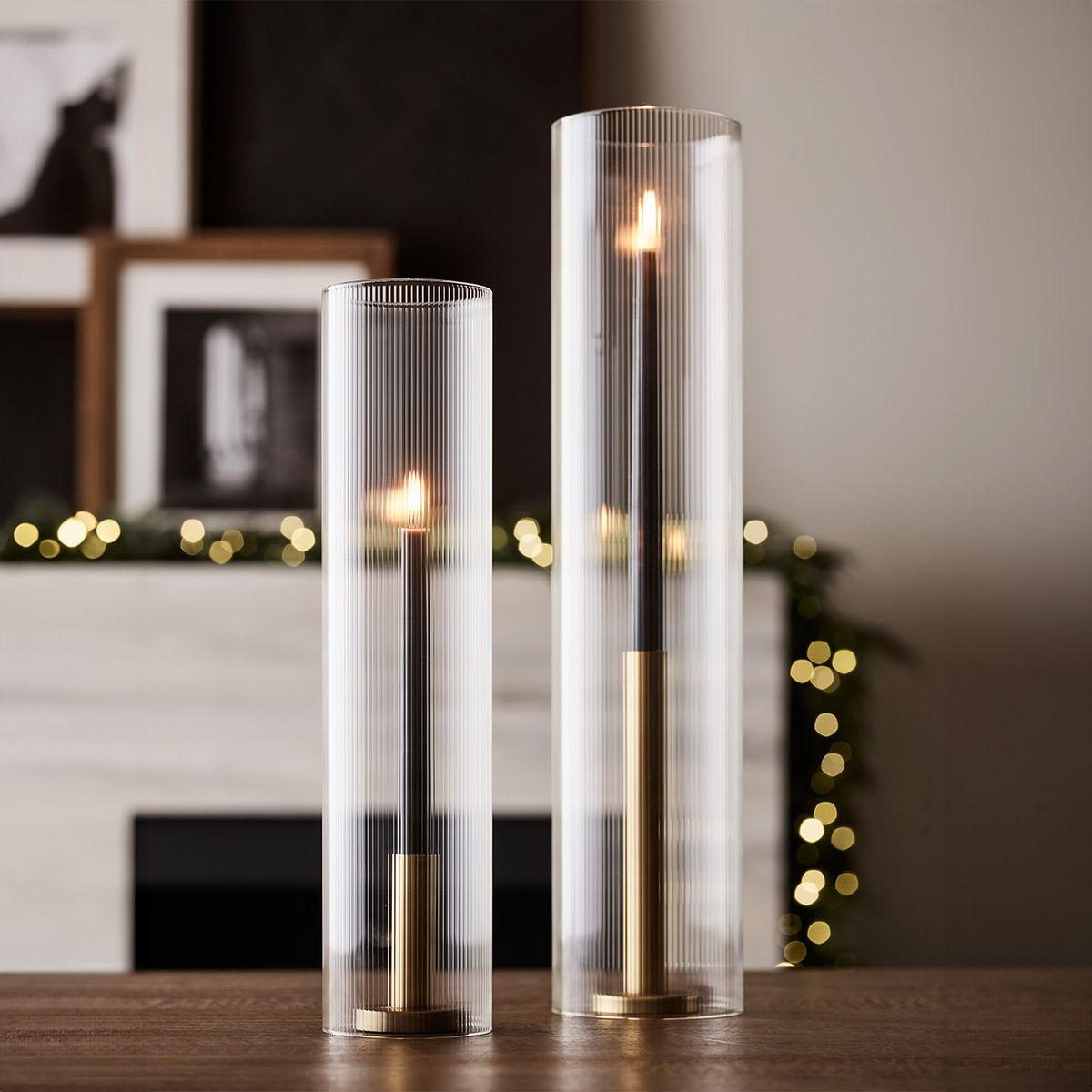 CRATE & BARREL - Set 2 Velas Verde Oscuro 30 Cm Crate & Barrel