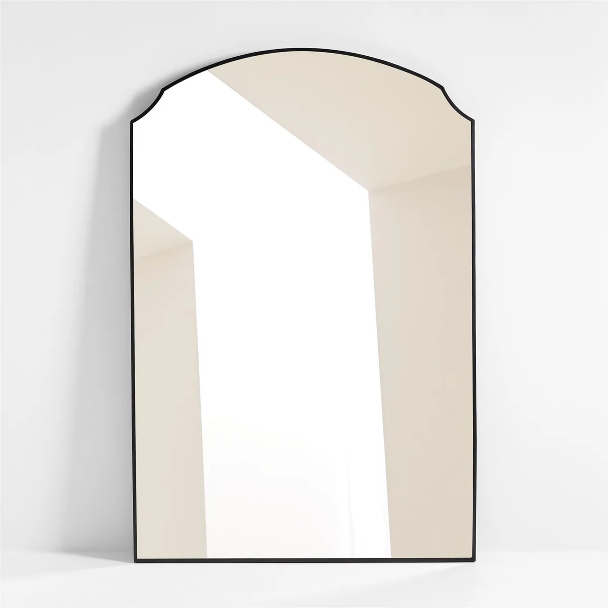 CRATE & BARREL - Espejo de Suelo Emmy Con Marco Metálico Negro 183x123 Cm Negro Crate & Barrel