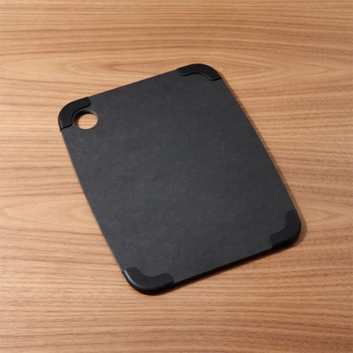 CRATE & BARREL - Tabla Cortar Epicurean Negro bordes Crate & Barrel