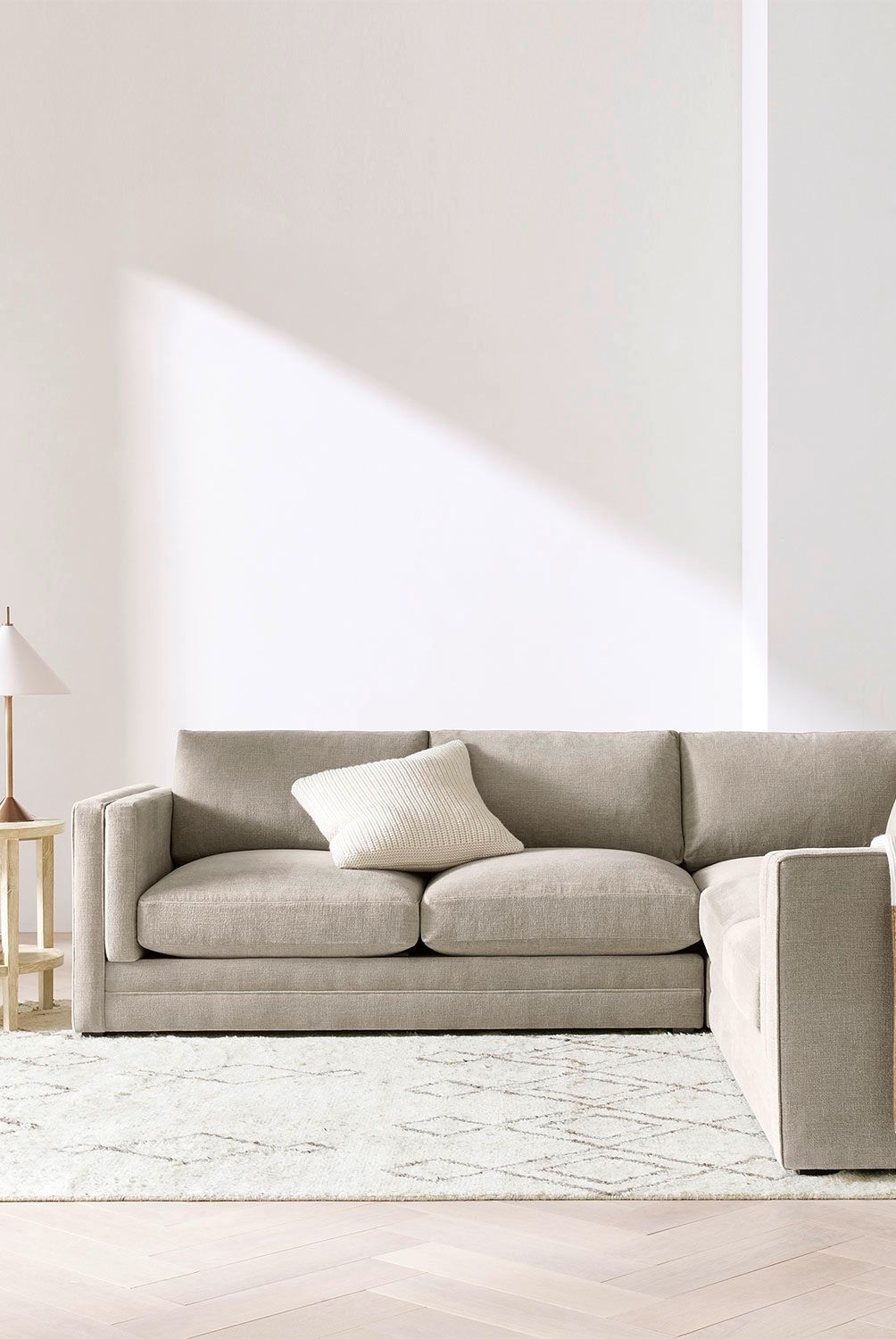 CRATE & BARREL - Mesa Lateral Clairemont Natural Crate & Barrel