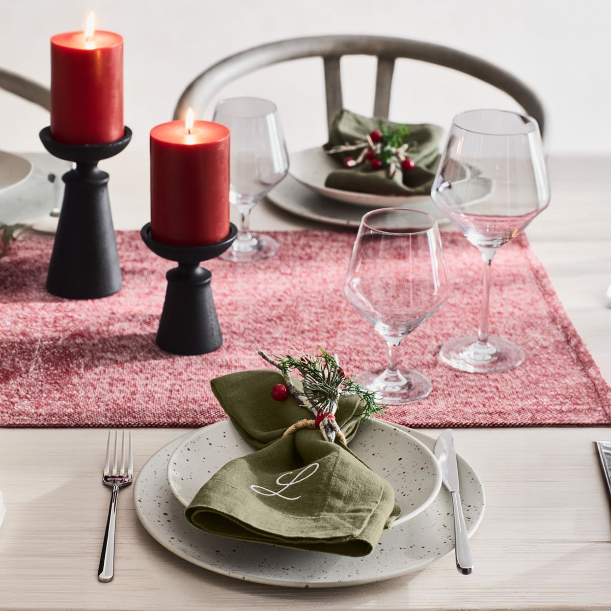 CRATE & BARREL - Vela Pilar Arandano Crate&Barrel