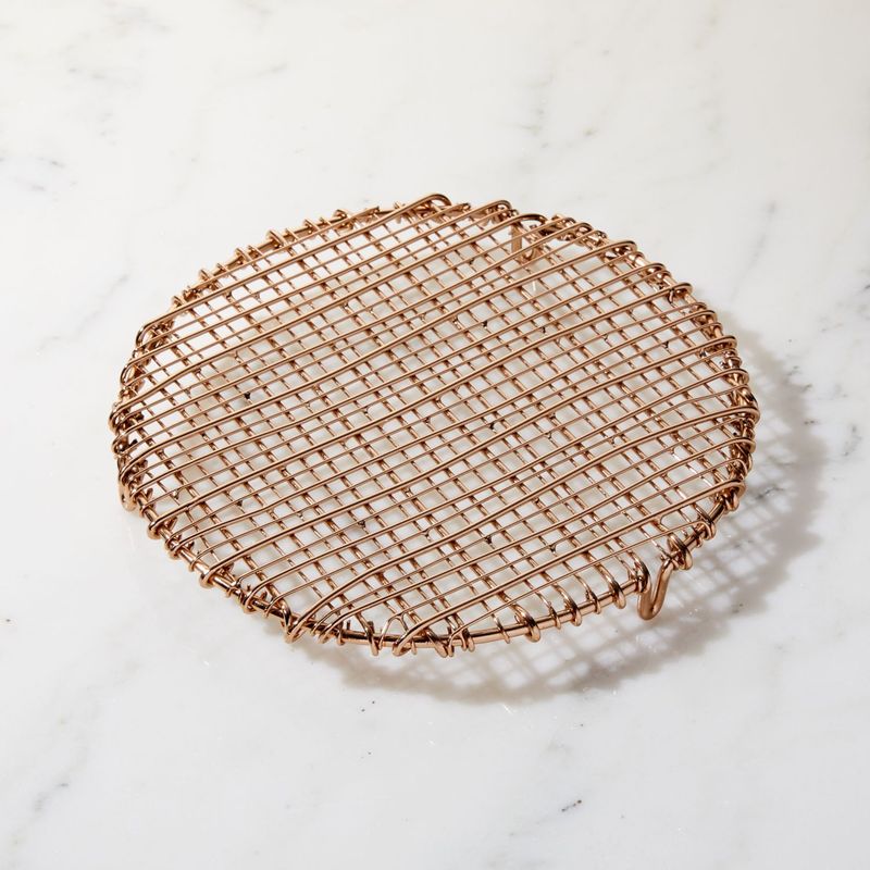 CRATE & BARREL - Salvamanteles Bendt Crate & Barrel