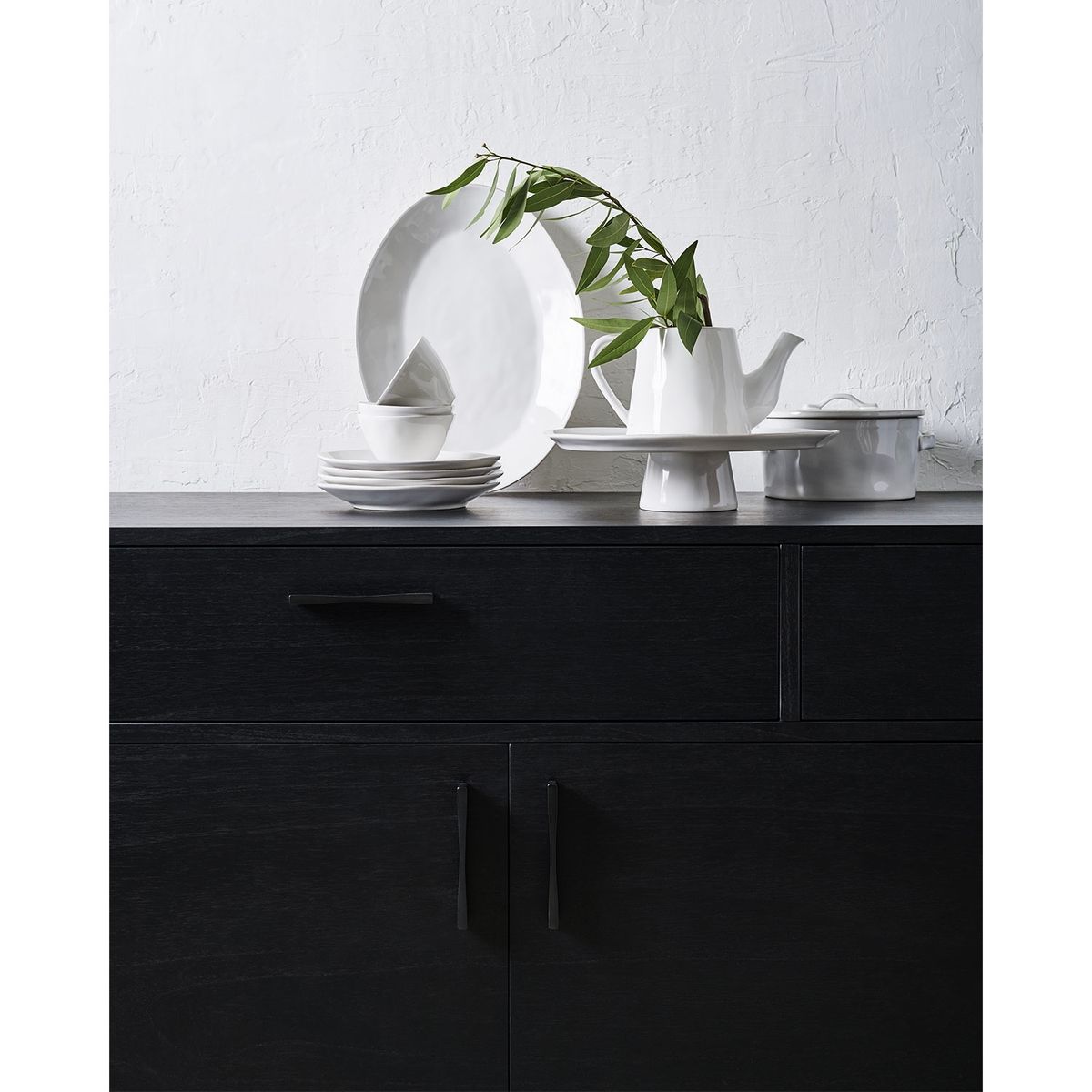 CRATE & BARREL - Rack Verge Negro Crate & Barrel