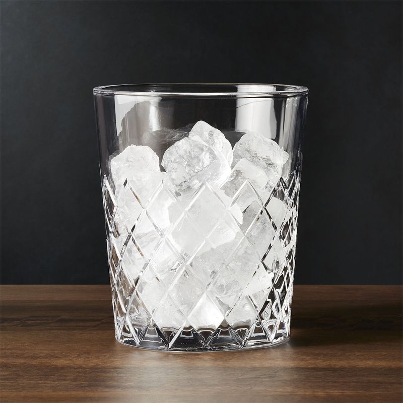 CRATE & BARREL - Hielera Hatch Crate & Barrel
