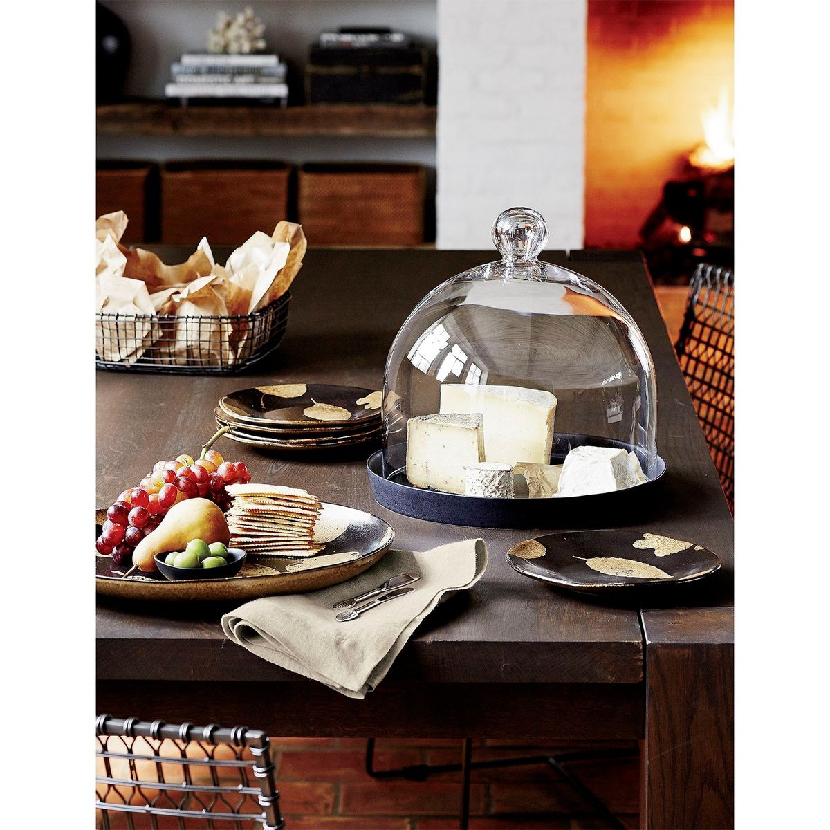 CRATE & BARREL - Canasta Cuadrad Bendt Crate & Barrel