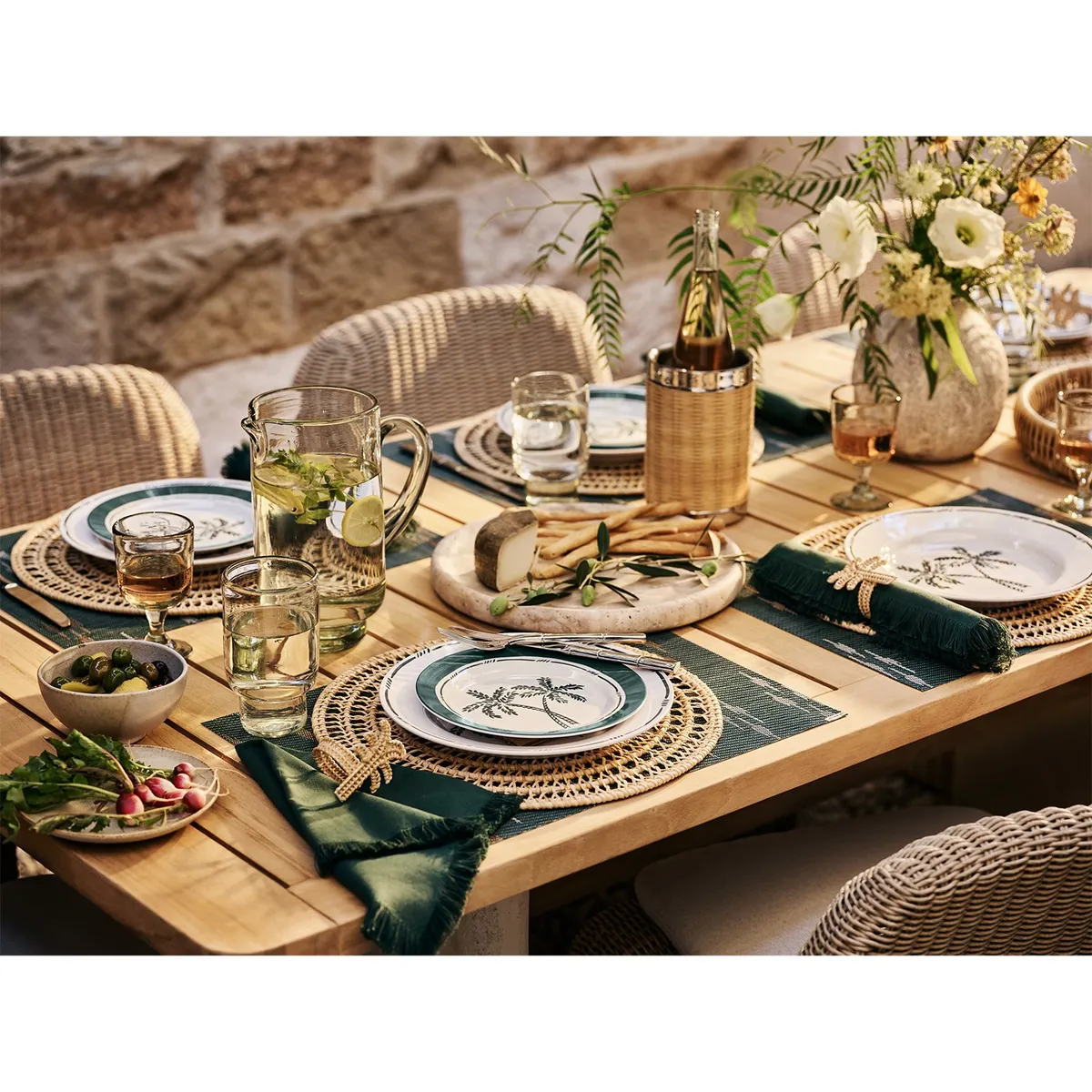CRATE & BARREL - Individual de Ratan Natural Tejido Crate & Barrel