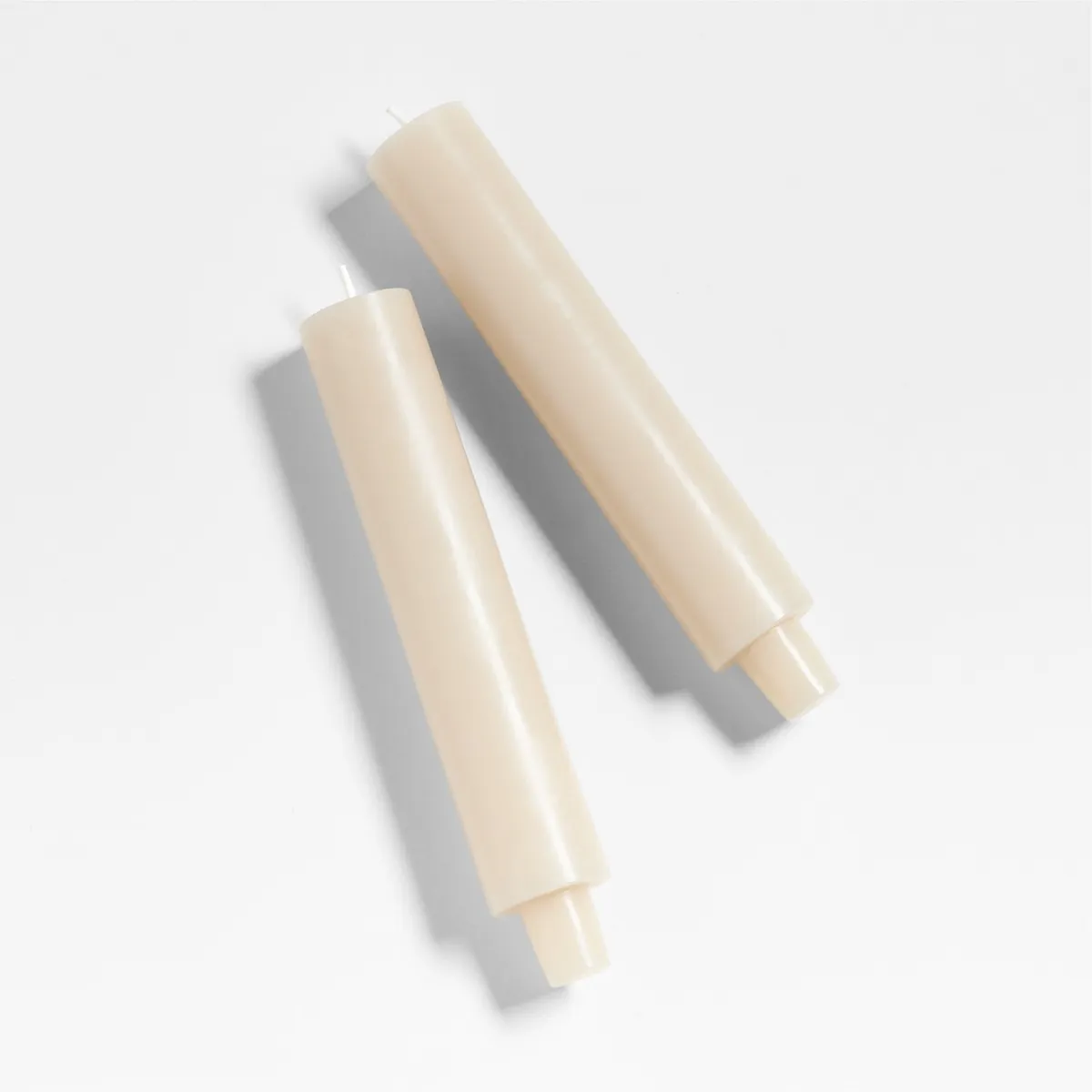 CRATE & BARREL - Set 2 Velas Taper Cylinder 22 Cm Crate & Barrel