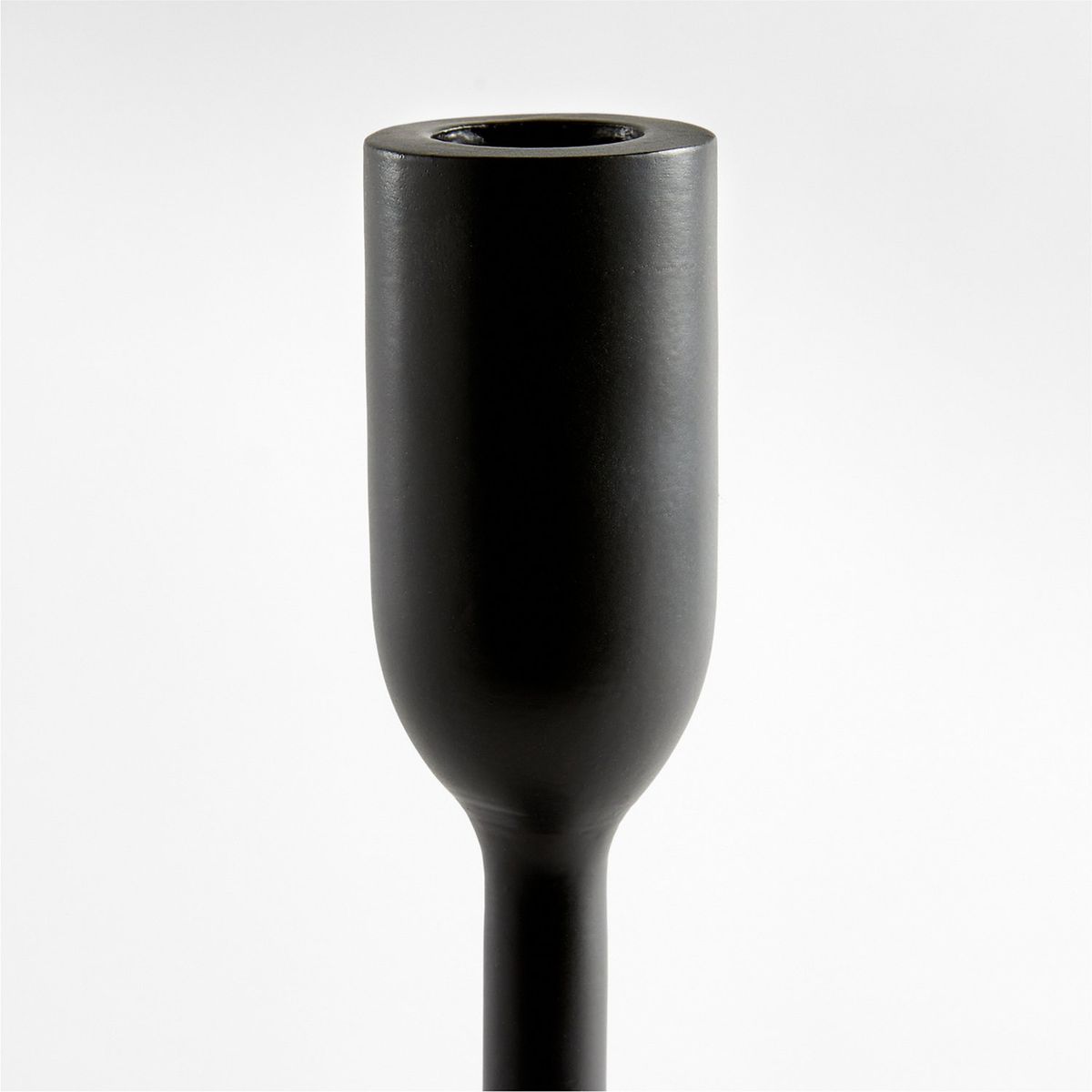 CRATE & BARREL - Candelabro Megs Negro 28 Cm Leanne Crate & Barrel