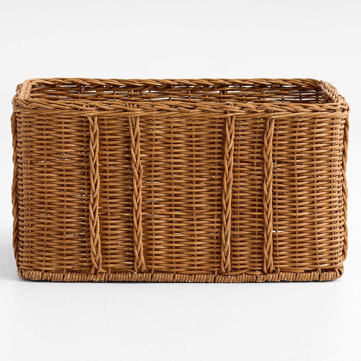 CRATE & BARREL - Cesta Alford grande de ratan
