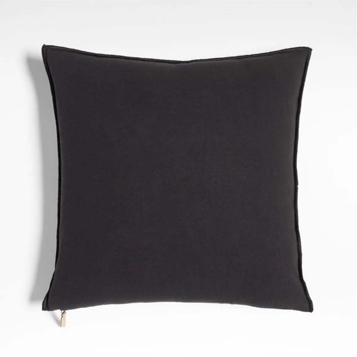 CRATE & BARREL - Funda Almohada Chatou Rayas Negro Crate & Barrel