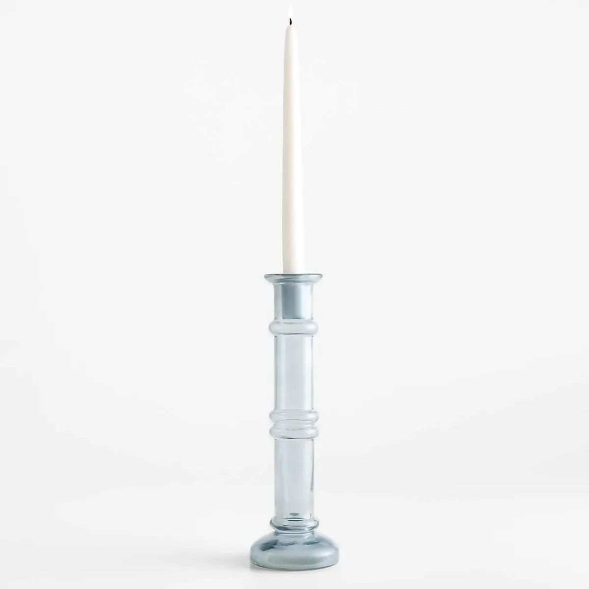 CRATE & BARREL - Candelabros Cónico Azul Darwin Glass Crate & Barrel