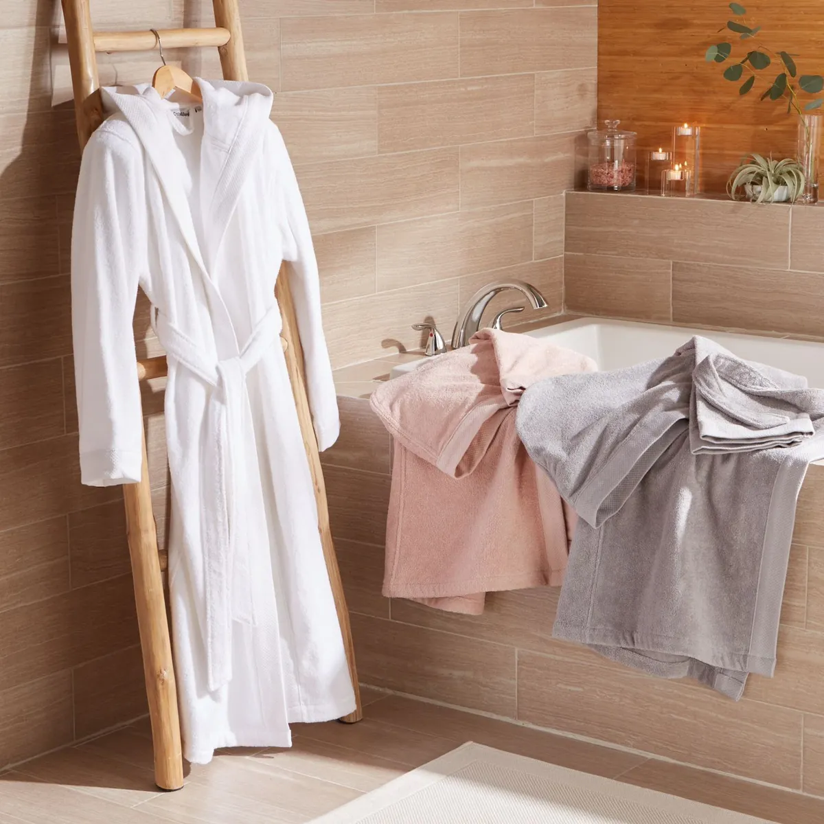 CRATE & BARREL - Bata De Baño Blanca Crate & Barrel