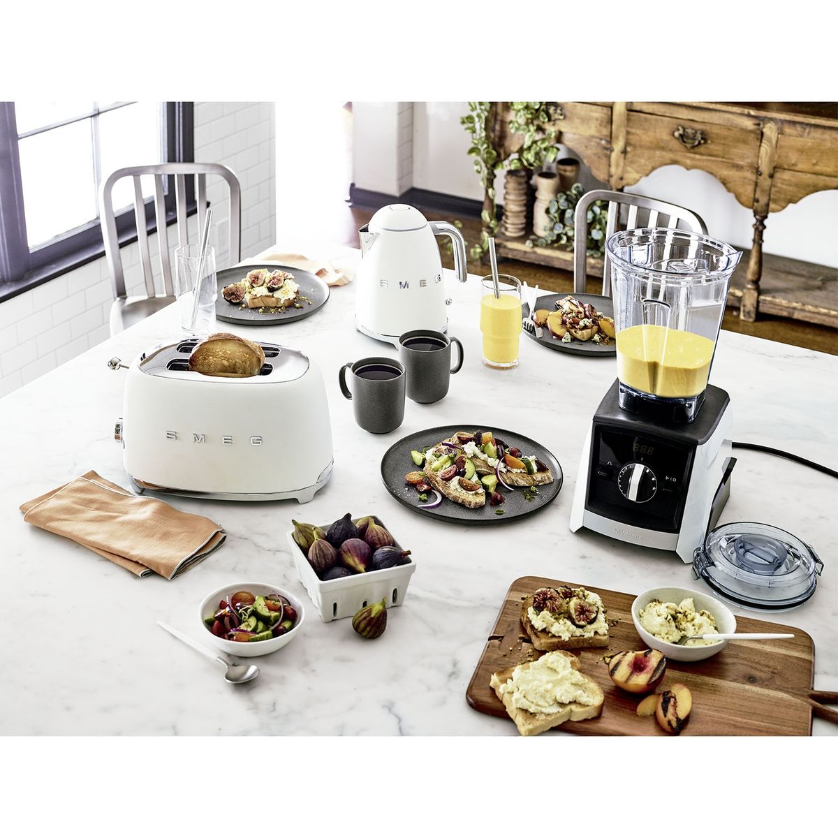 CRATE & BARREL - Mug Wren Crate & Barrel