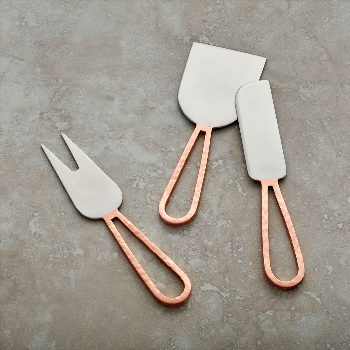CRATE & BARREL - Cuchillo para queso Beck Copper Crate&Barrel