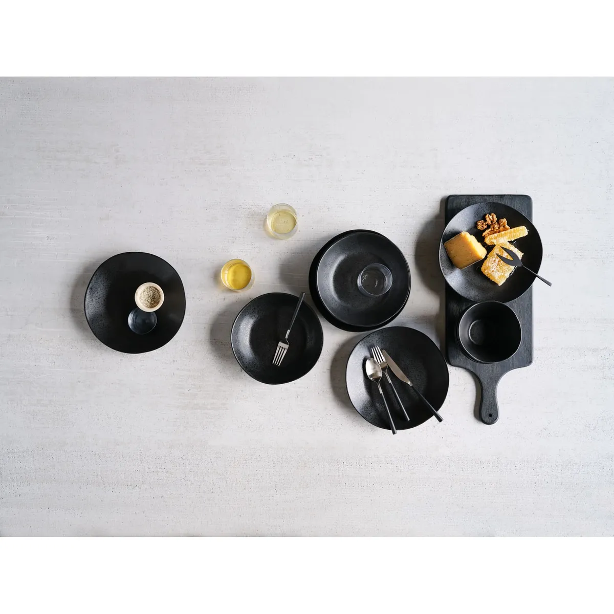 CRATE & BARREL - Plato de Ensalada Marin Crate & Barrel