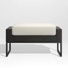 CRATE & BARREL - Otomano De Exterior Dune Negro Con Cojín Blanco