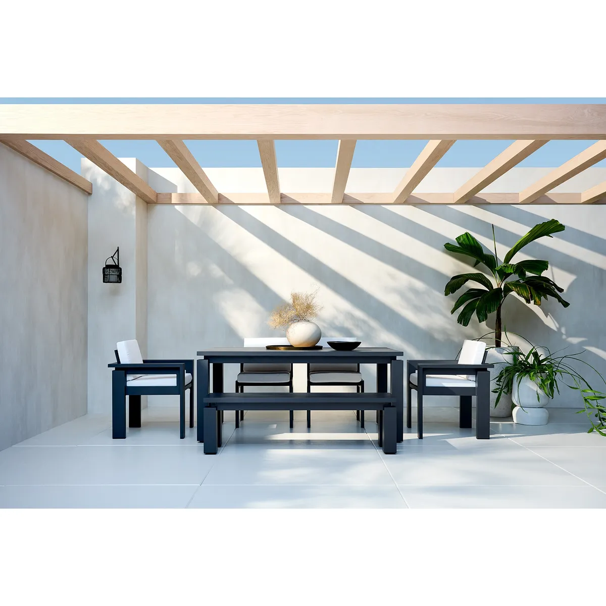 CRATE & BARREL - Banco Exterior Walker Crate & Barrel