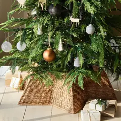 CRATE & BARREL - Collar Árbol De Navidad Estrellas