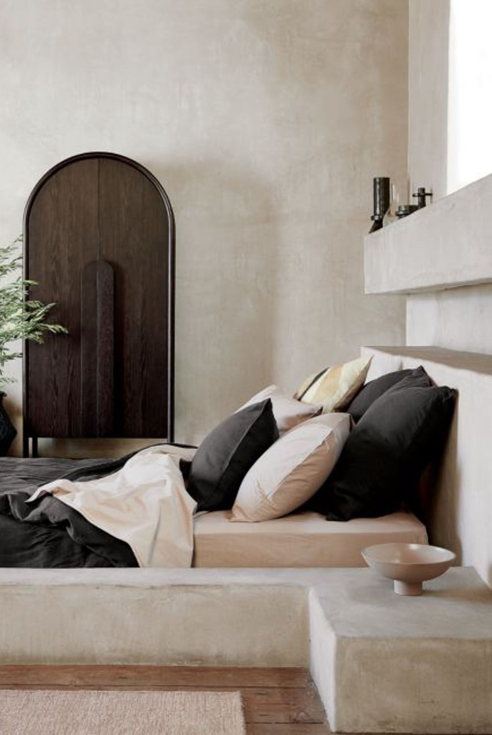 CRATE & BARREL - Estante Annie Charcoal Crate & Barrel