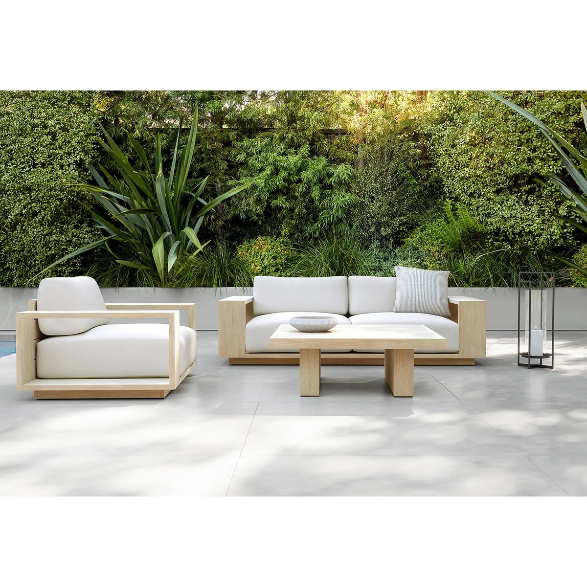 CRATE & BARREL - Mesa Centro Exterior Mallorca Crate & Barrel