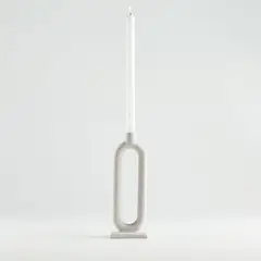 CRATE & BARREL - Candelabro Cónico Lorin Mediano