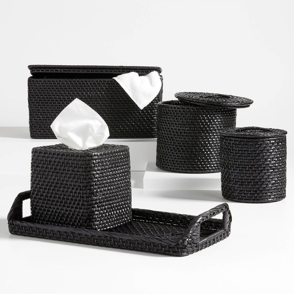 CRATE & BARREL - Canasto Tapa Mediano Sedona Negro Crate & Barrel