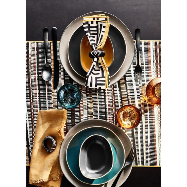 CRATE & BARREL - Camino De Mesa Estampado Reversible Crate & Barrel