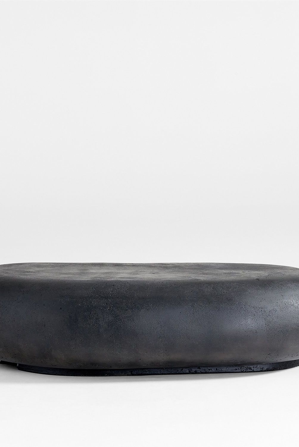 CRATE & BARREL - Mesa Centro Pebble Charcoal Leanne Crate & Barrel