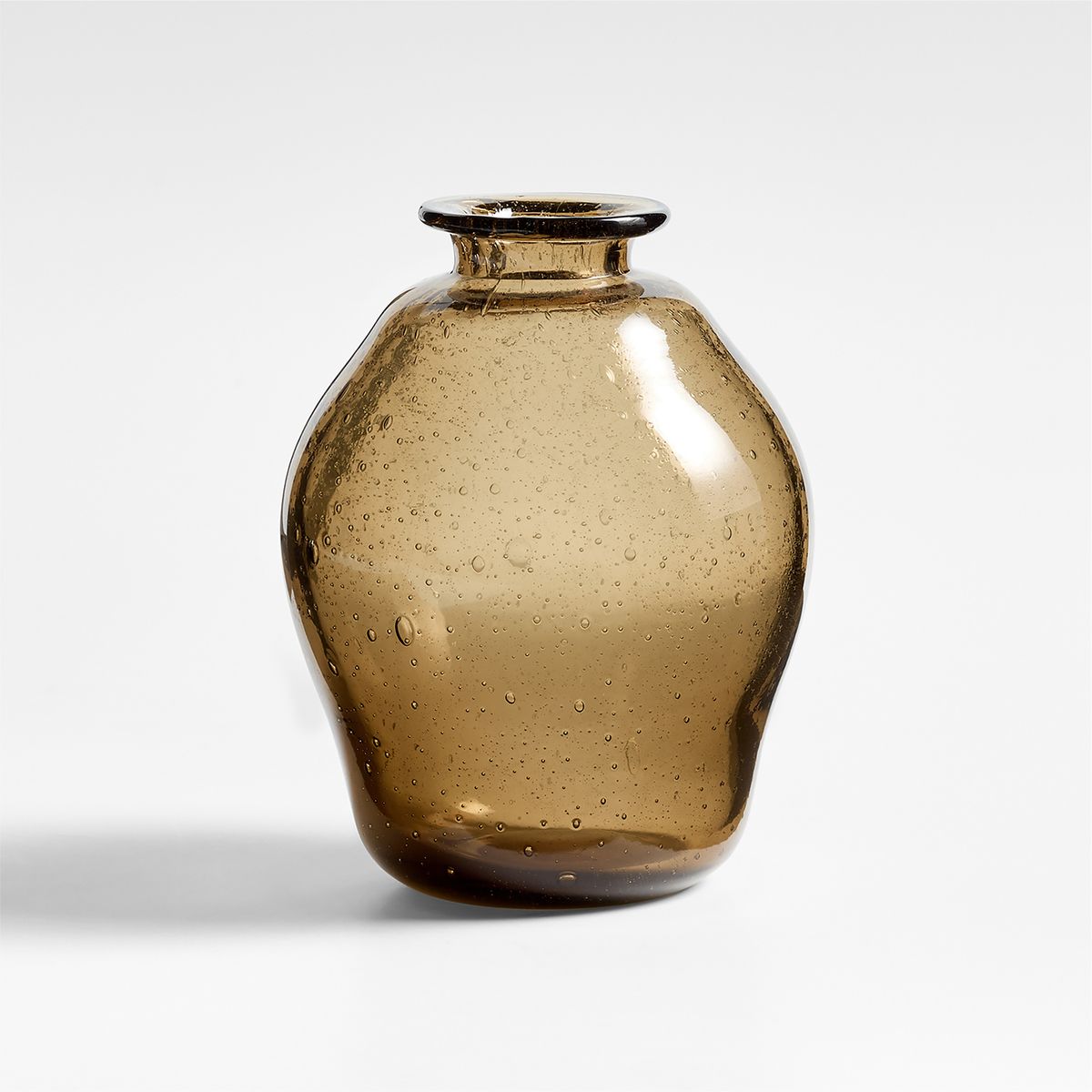 CRATE & BARREL - Florero Eider Vidrio Café 16 Cm Crate & Barrel