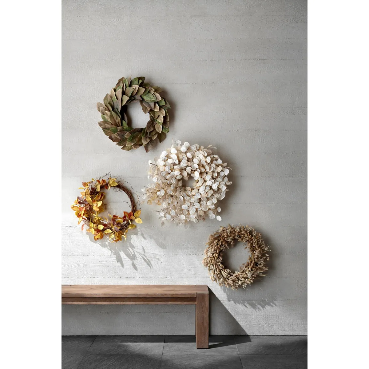 CRATE & BARREL - Corona Lunaria Crema Crate & Barrel