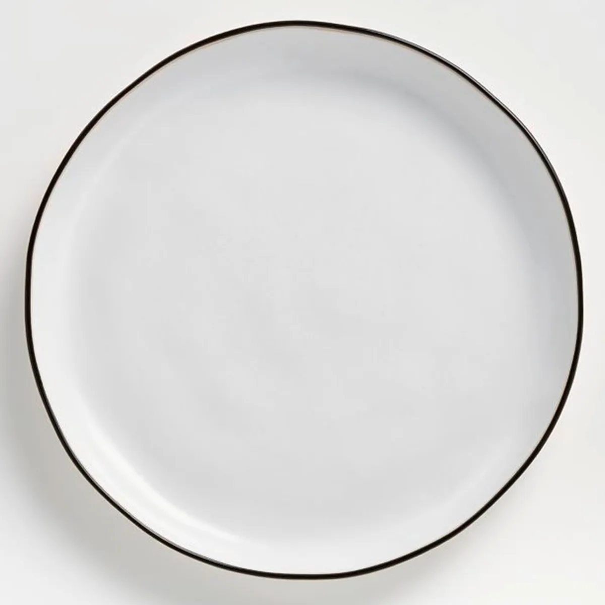 CRATE & BARREL - Fuente Redonda Range Crate & Barrel