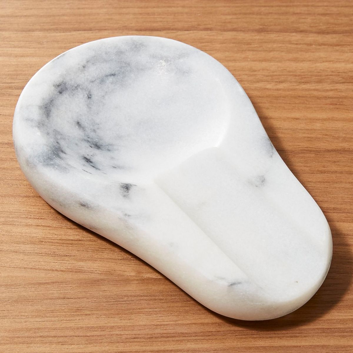 CRATE & BARREL - Apoya Cuchara Mármol French Kitchen