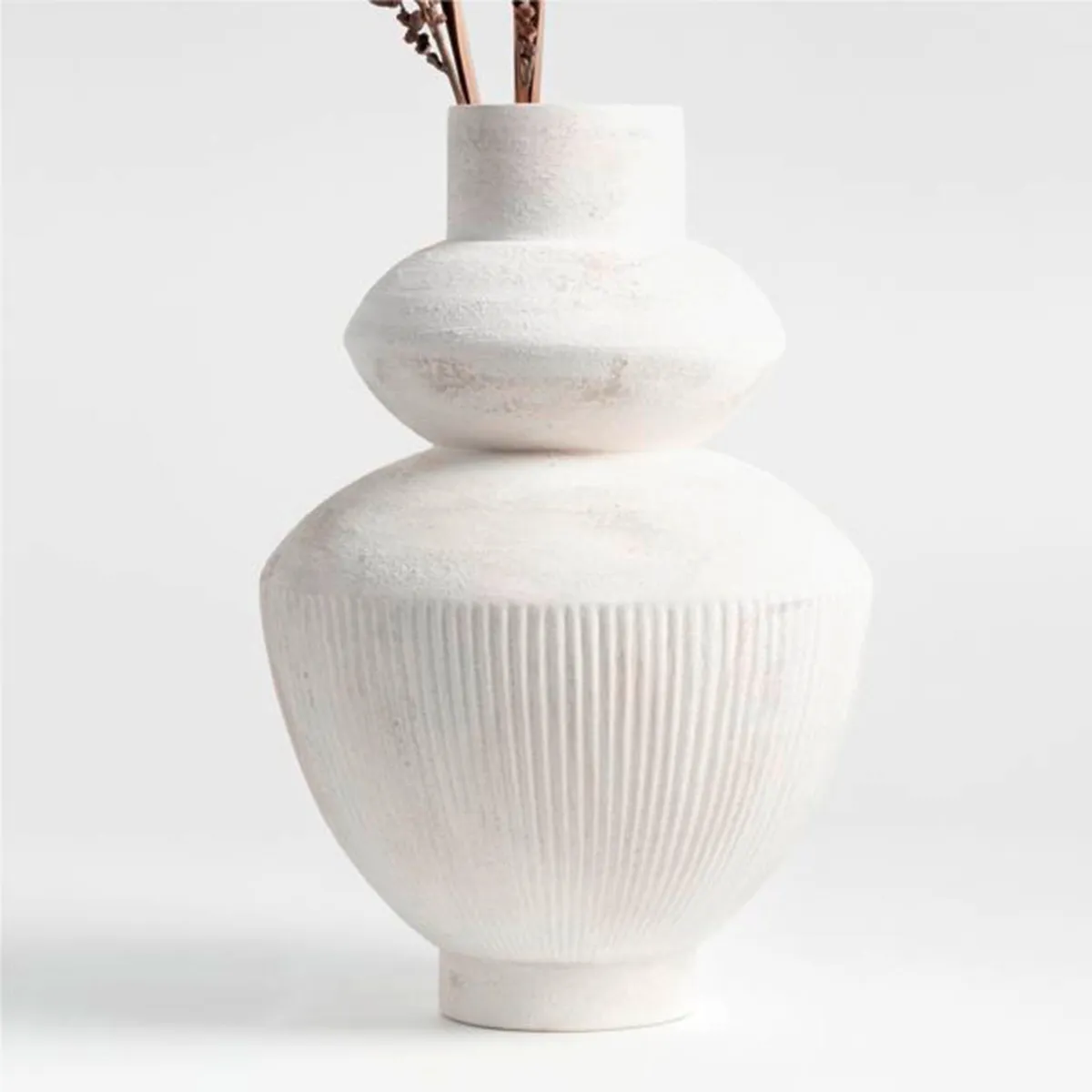 CRATE & BARREL - Jarrón Les Cretes Blanco Texturas Crate & Barrel