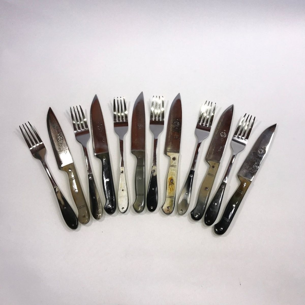 HERENCIA COLCHAGUA - Cubiertos Parrilleros Parroninos