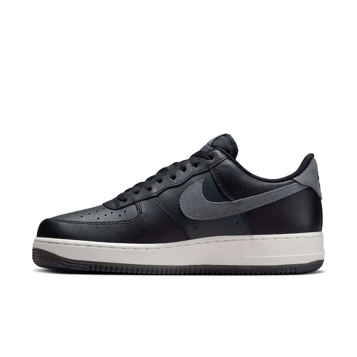 NIKE - Air Force 1 07 Lv8 Zapatilla Urbana Hombre Cuero Negro Nike