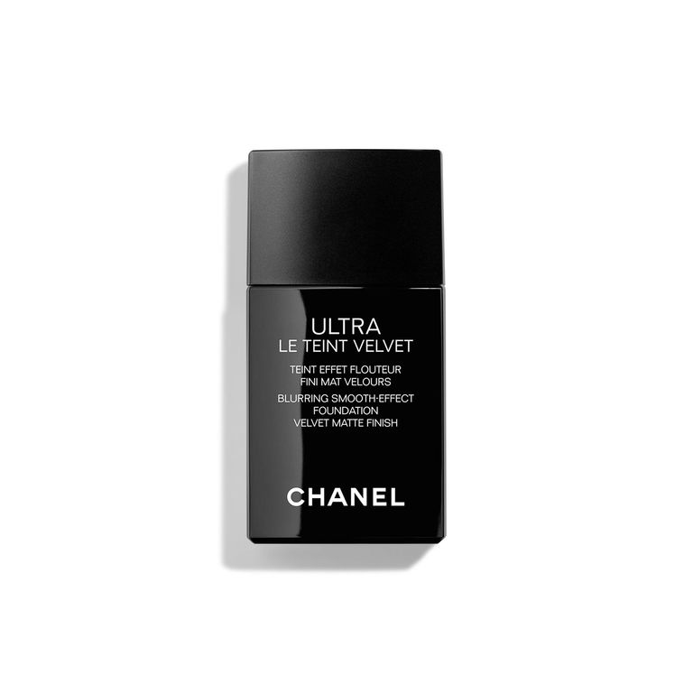 ULTRA LE TEINT VELVET Base de Maquillaje con Efecto Difuminador y Alisador. Acabado Mate Aterciopelado.