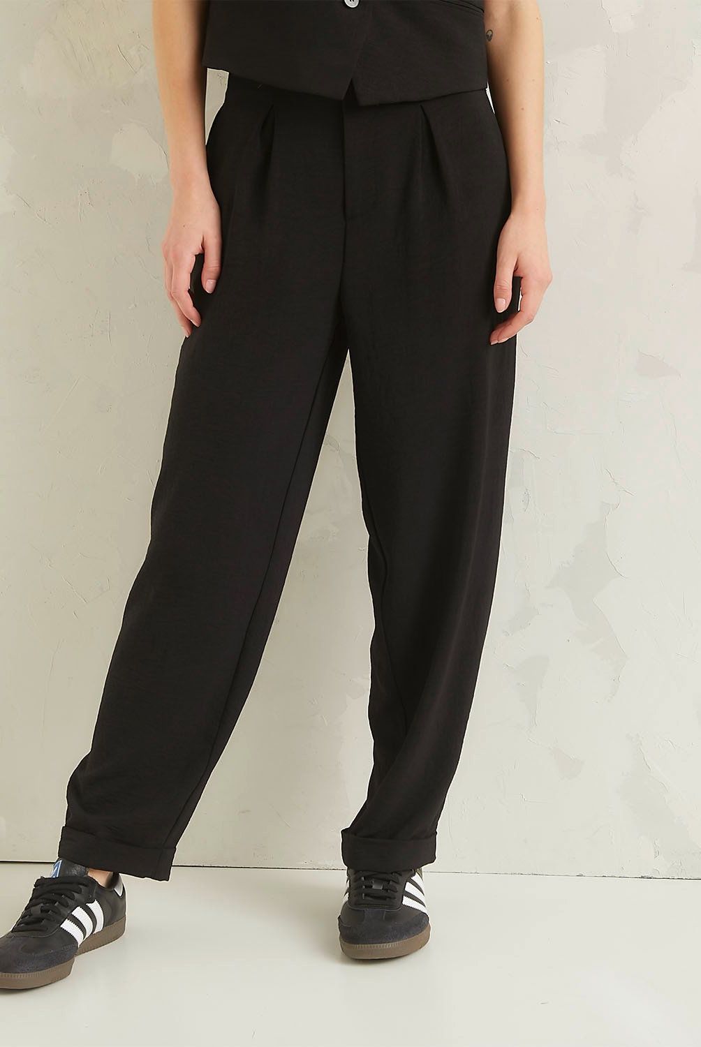 AMERICANINO - Pantalón Carrot Tiro Alto Mujer Americanino